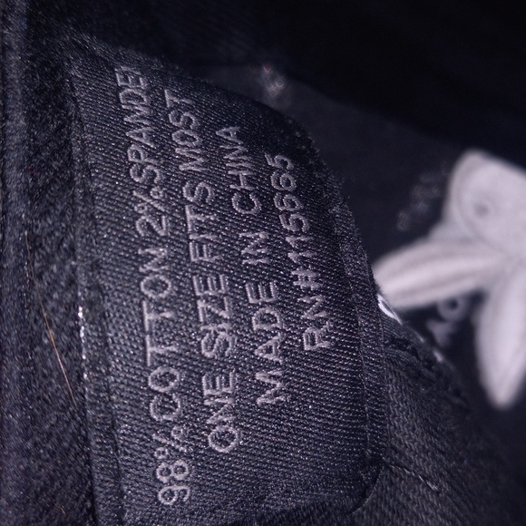 Mens PlayBoy bunnie Ball cap - Picture 6 of 6